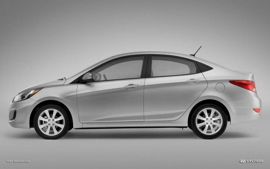  Hyundai Accent 2013 года  (фото 31 из 52)